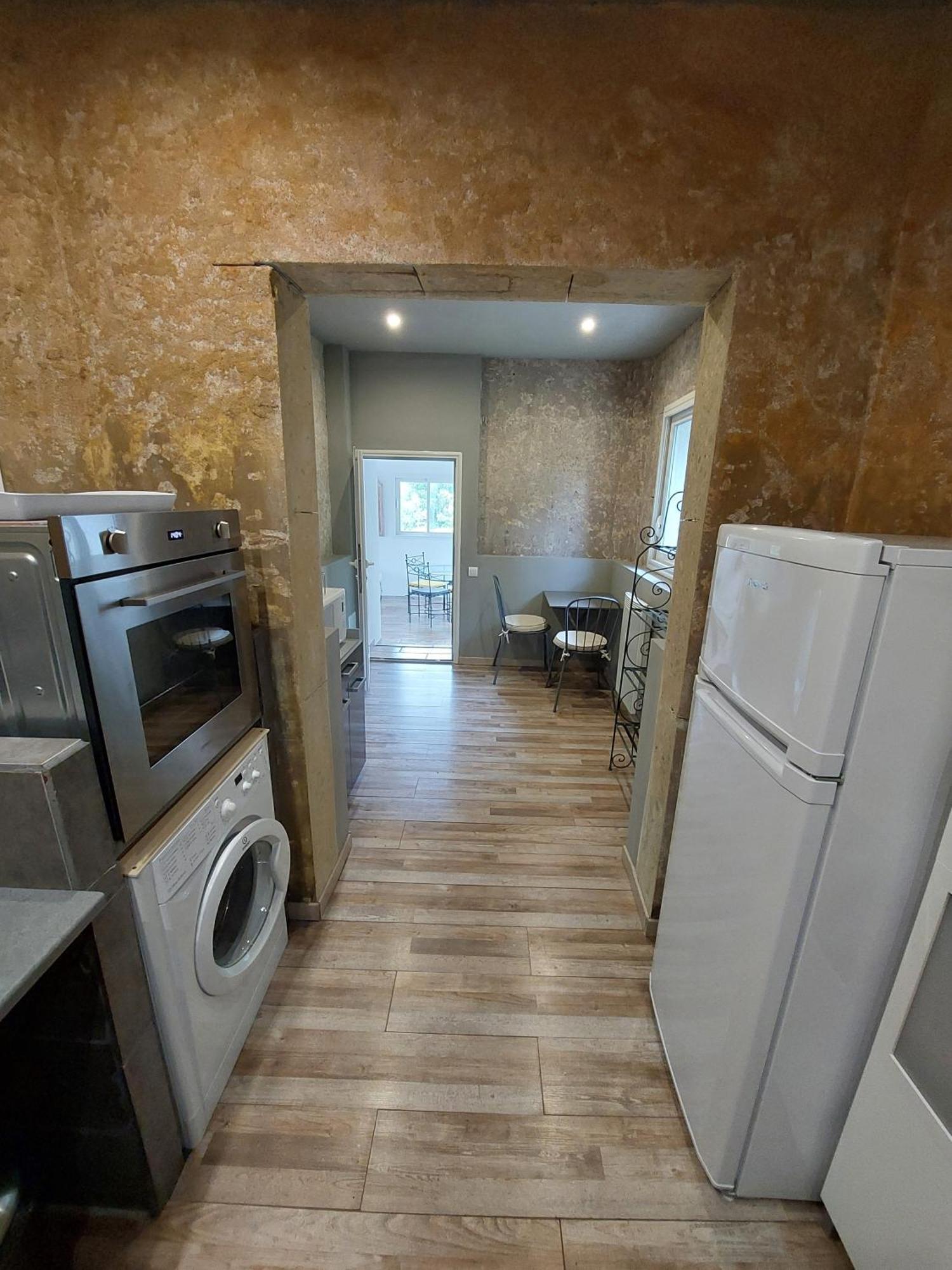 Mas Fontclaire - Sommieres Apartment ภายนอก รูปภาพ