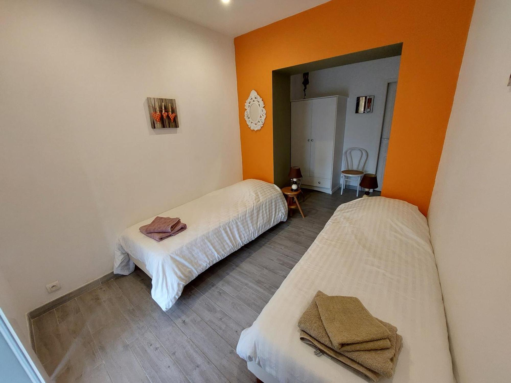 Mas Fontclaire - Sommieres Apartment ภายนอก รูปภาพ