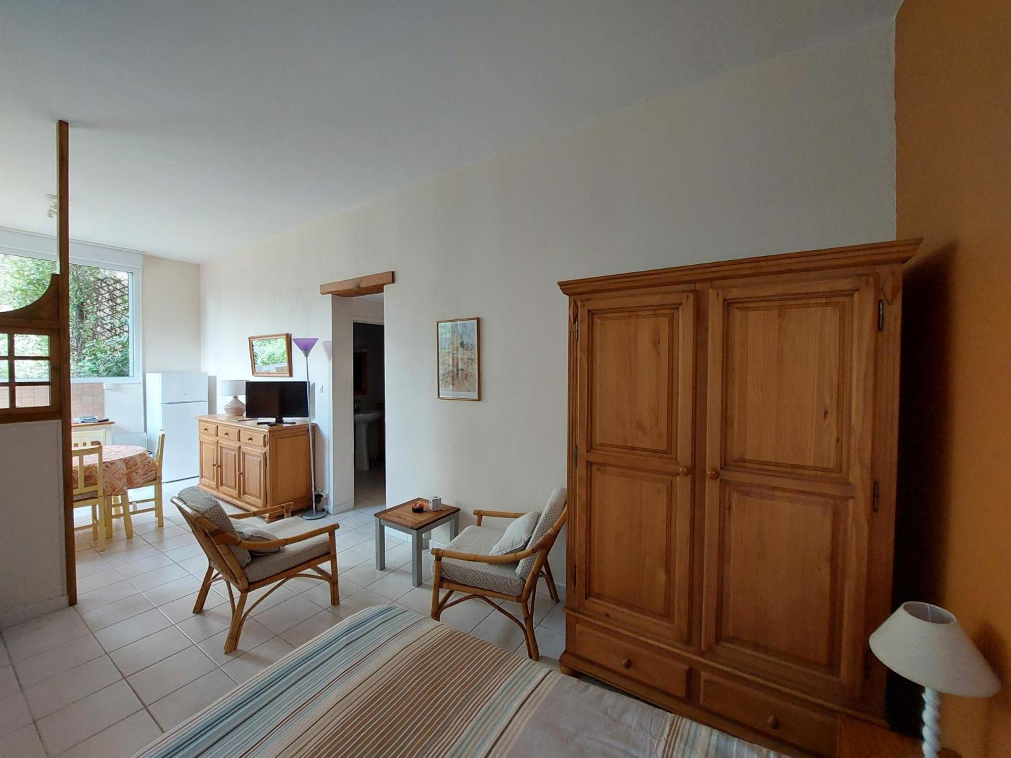 Mas Fontclaire - Sommieres Apartment ภายนอก รูปภาพ
